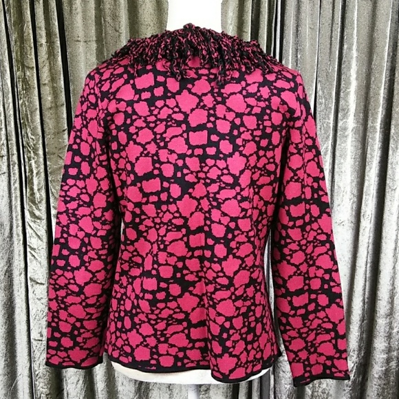 Size Medium Petite Ruby Rd Red/Black Sweater - Picture 5 of 8